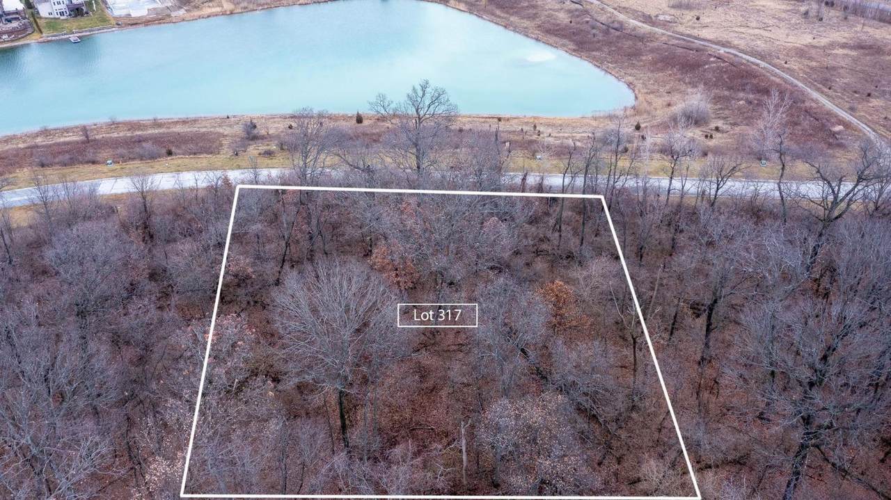 9275 Doubletree Drive - Photo 1