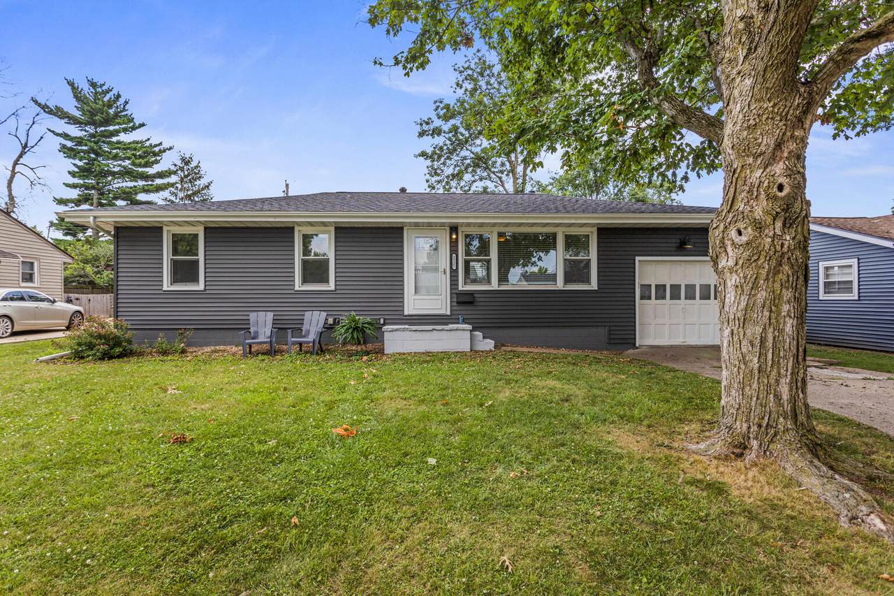 2227 Yorkshire Drive - Photo 1