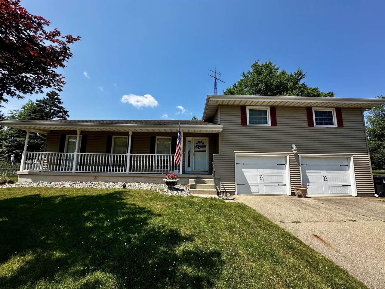 4670 Adams Drive - Photo 1