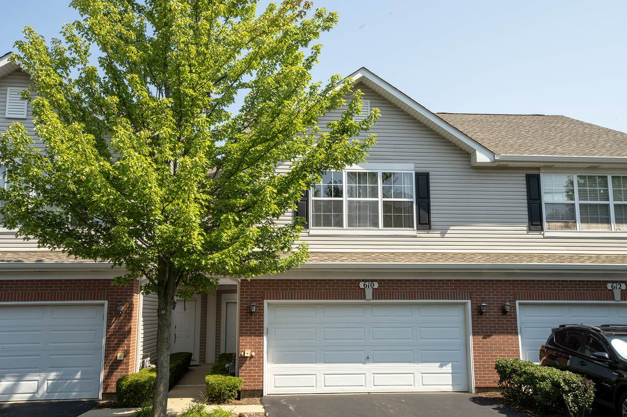 610 Red Deer Road - Photo 1