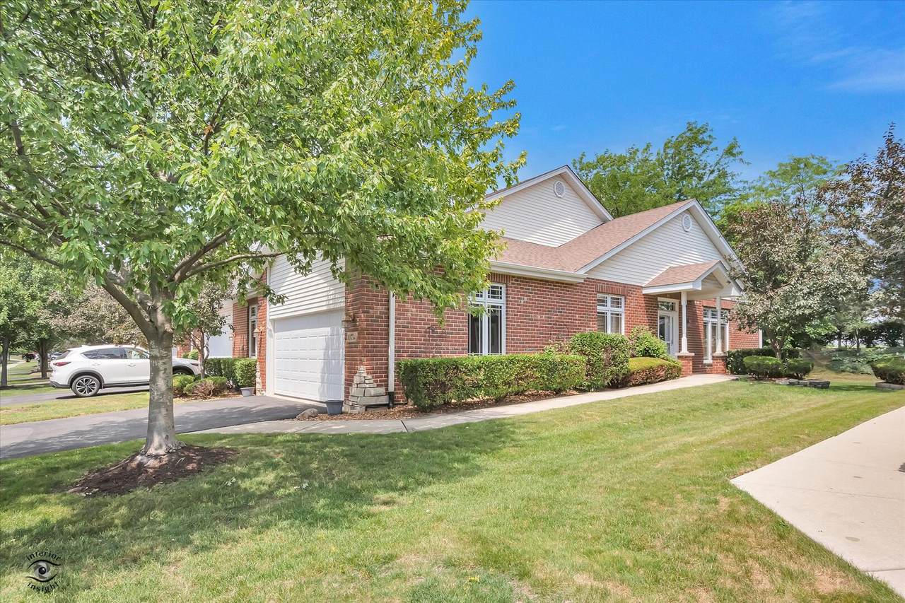 10754 Canterbury Drive - Photo 1