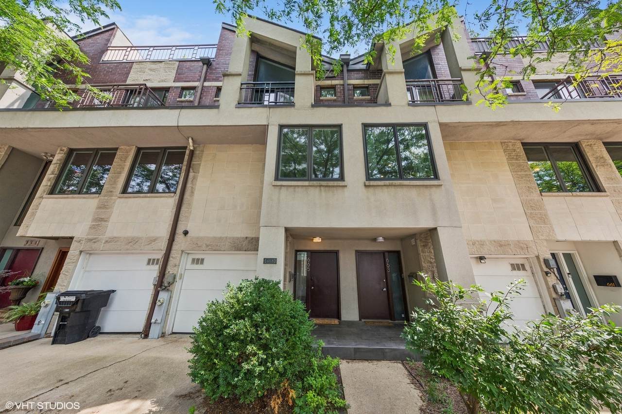 665 Carpenter Street - Photo 1