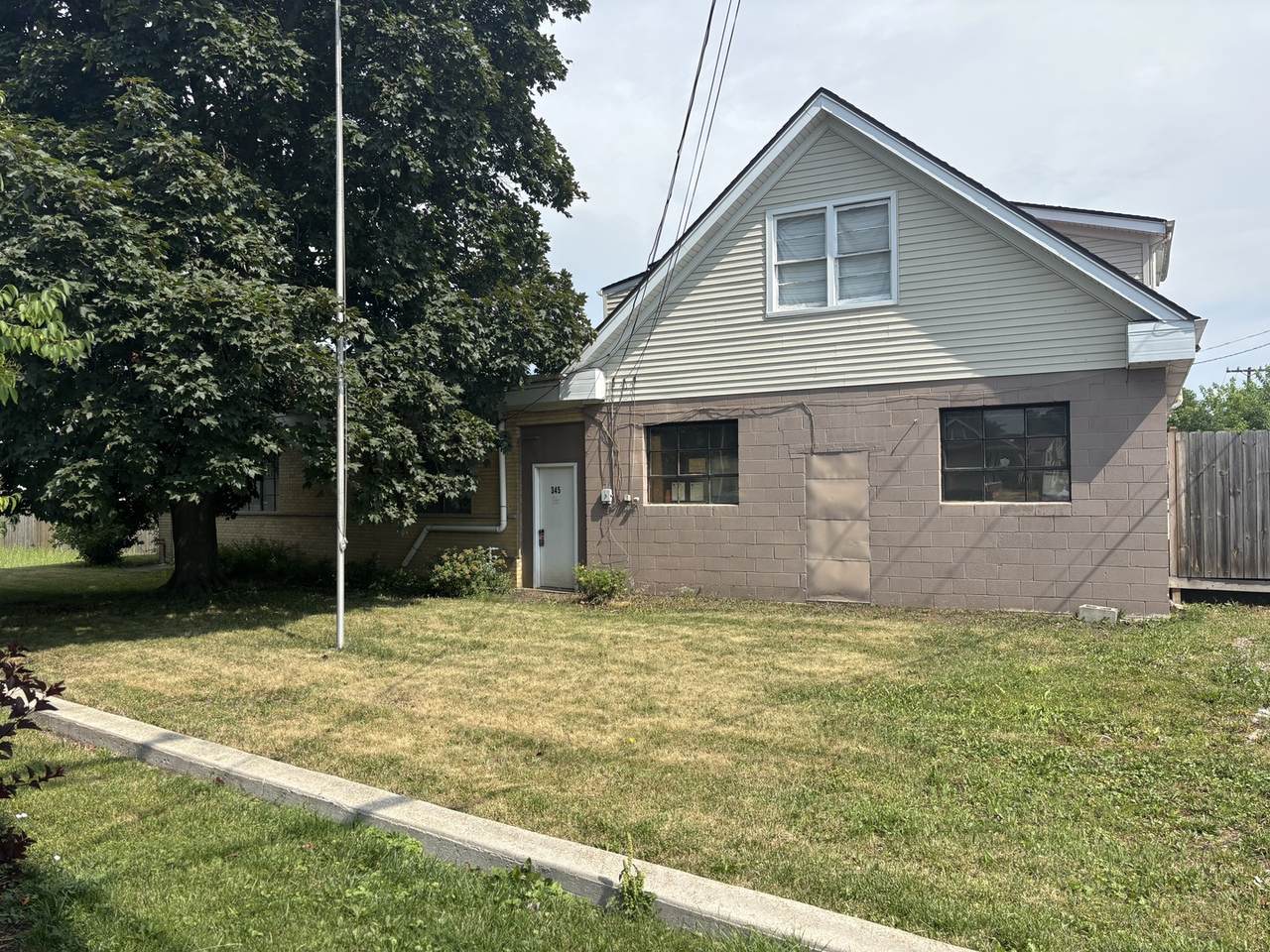 341-345 Potter Street - Photo 1