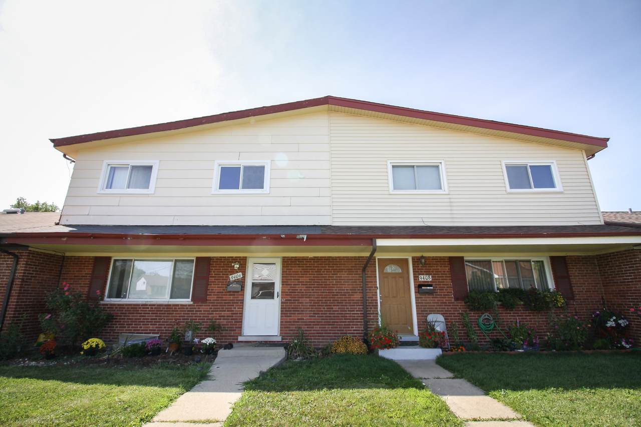 9404 Hamlin Avenue - Photo 1
