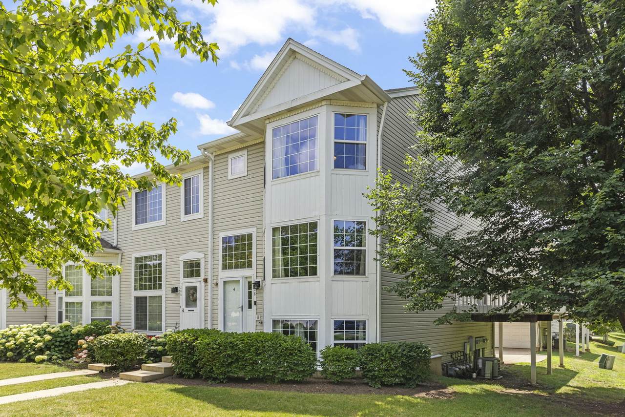 1208 Fox Hill Lane - Photo 1