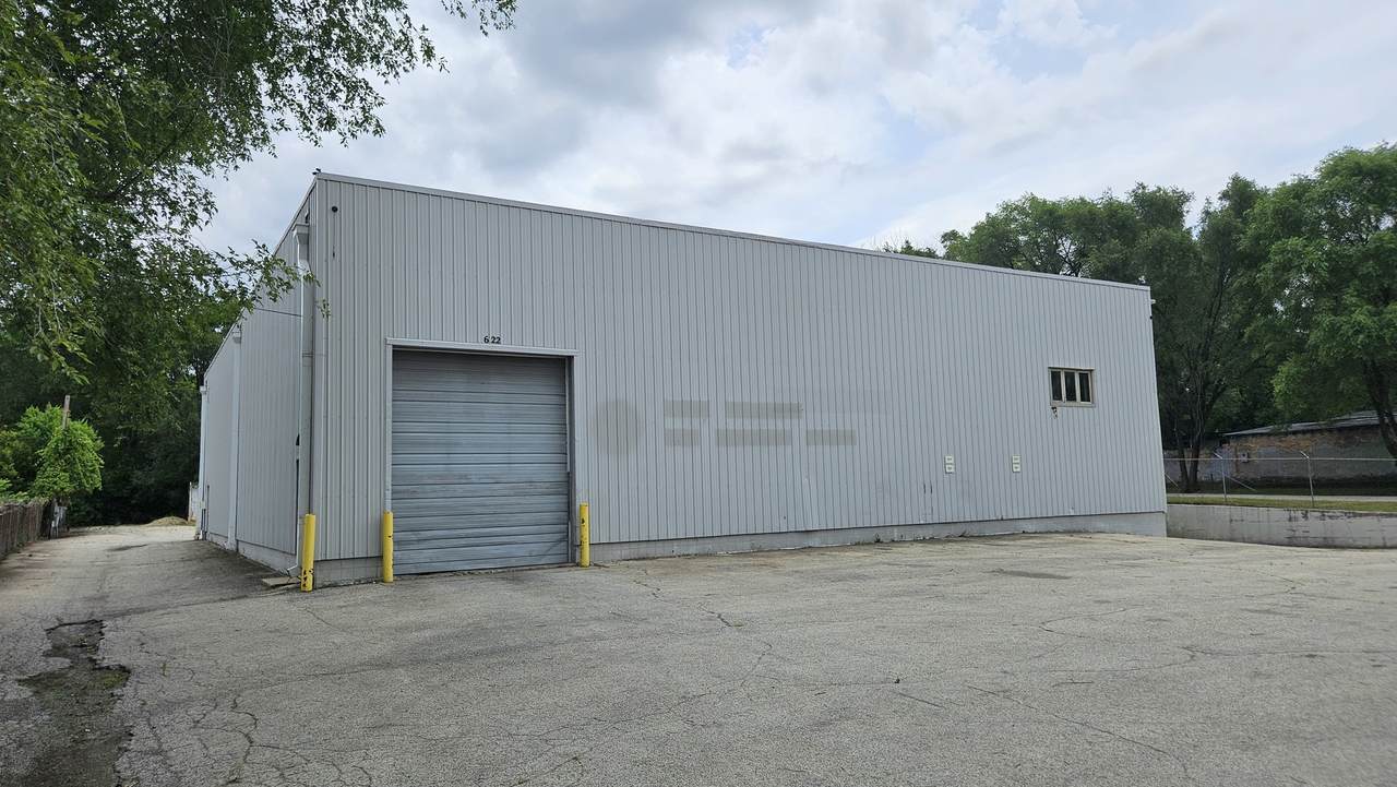 622 Tay Street - Photo 1