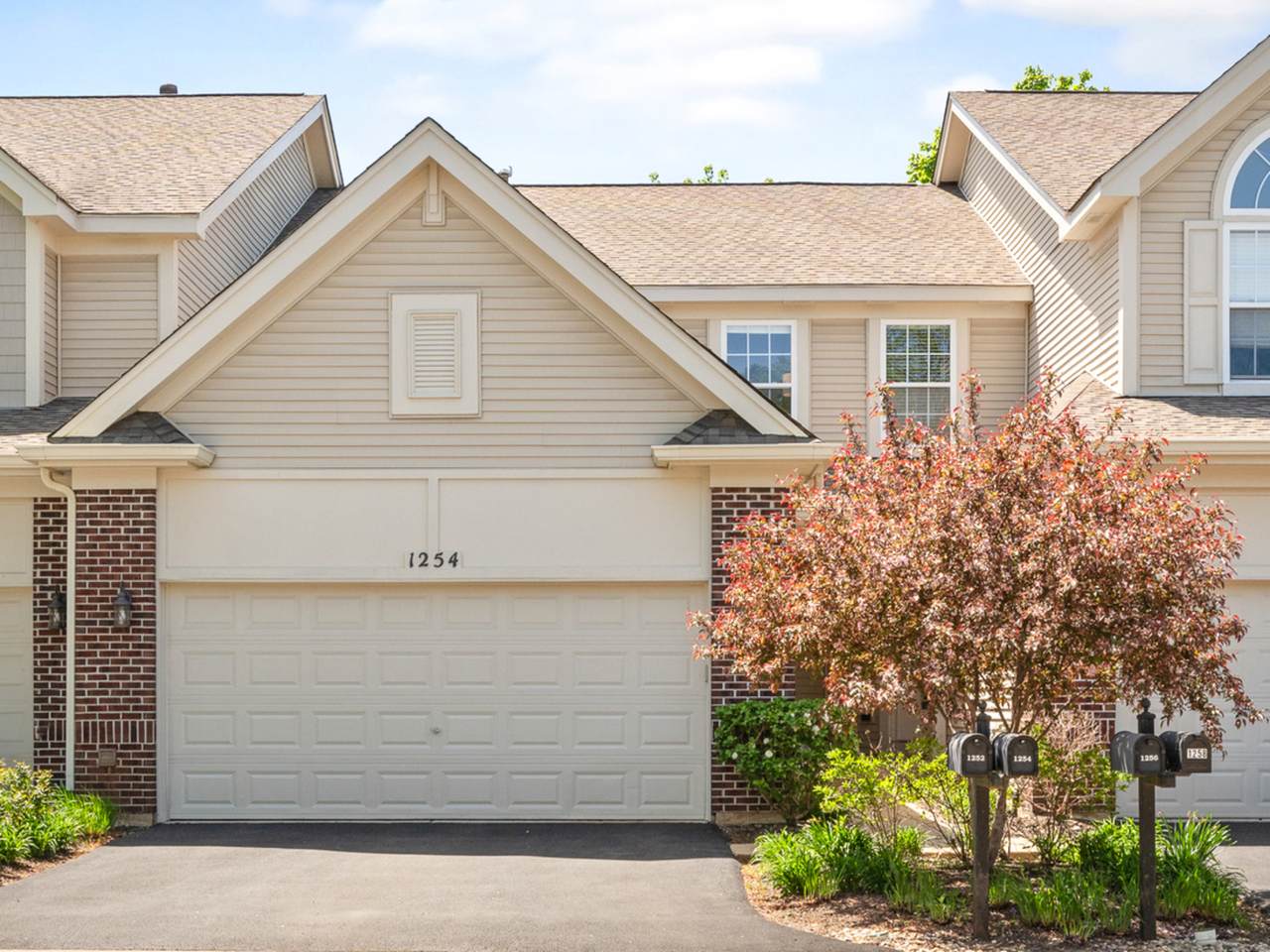 1254 Townes Circle - Photo 1