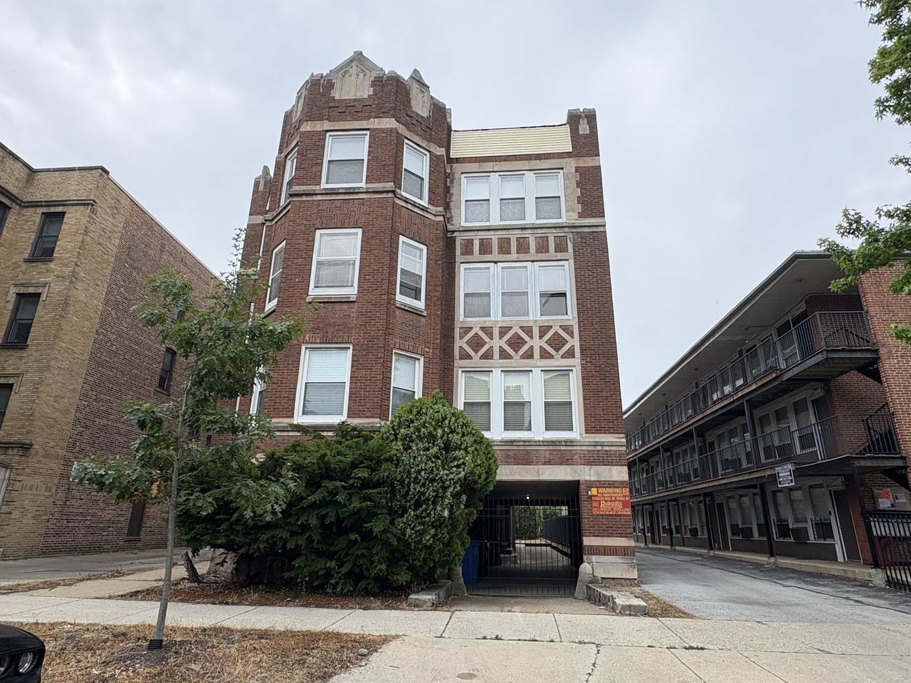 6836 Crandon Avenue - Photo 1