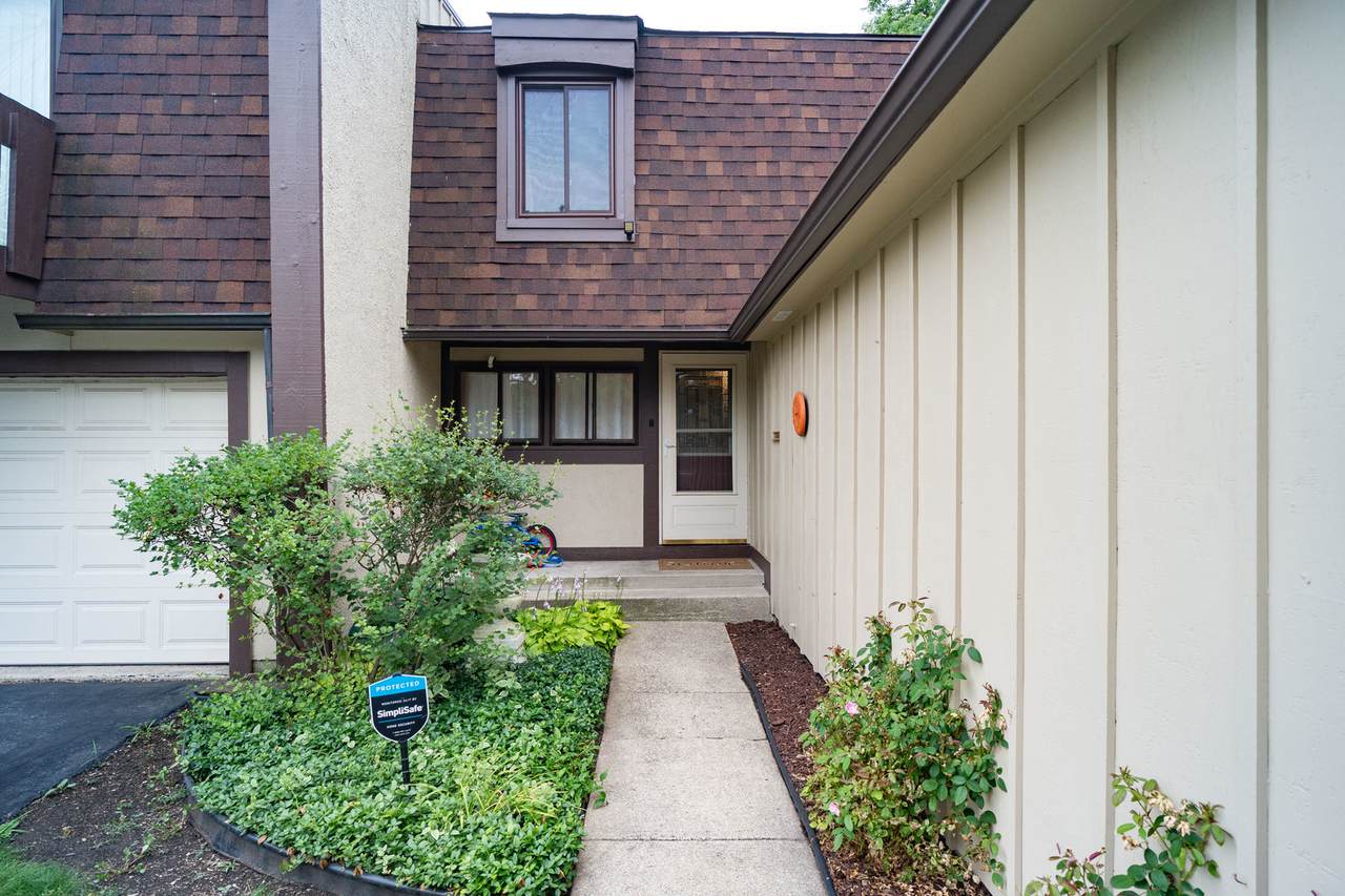 164 Cascade Drive - Photo 1