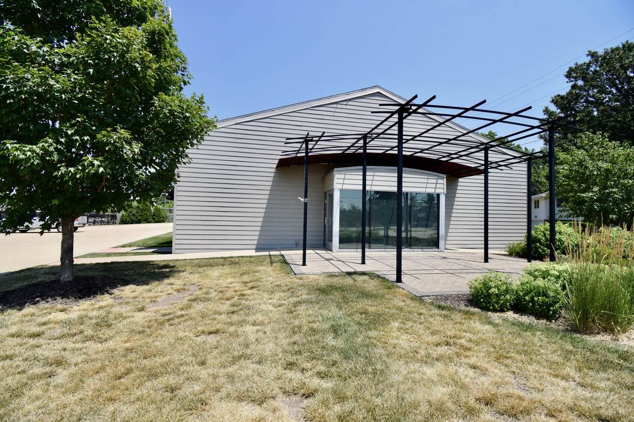 208 Parkinson Street - Photo 1