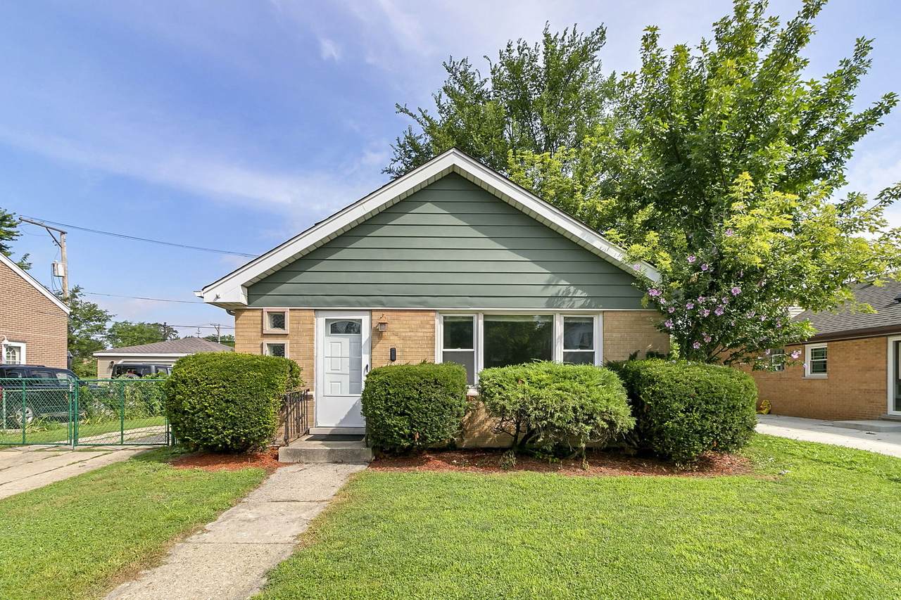 348 Quincy Street - Photo 1
