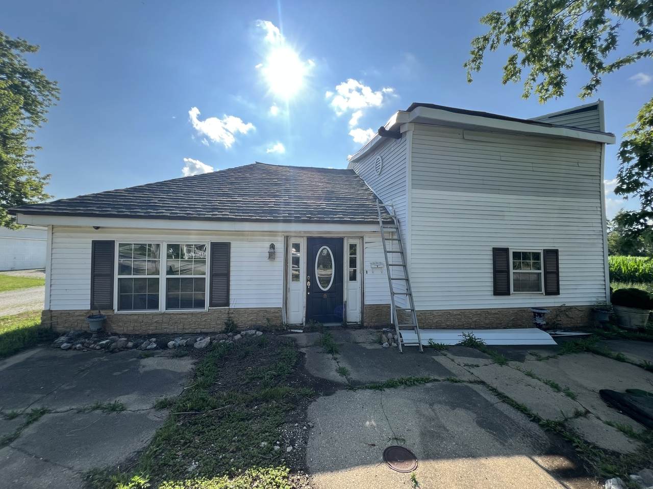 303 Main Street - Photo 1