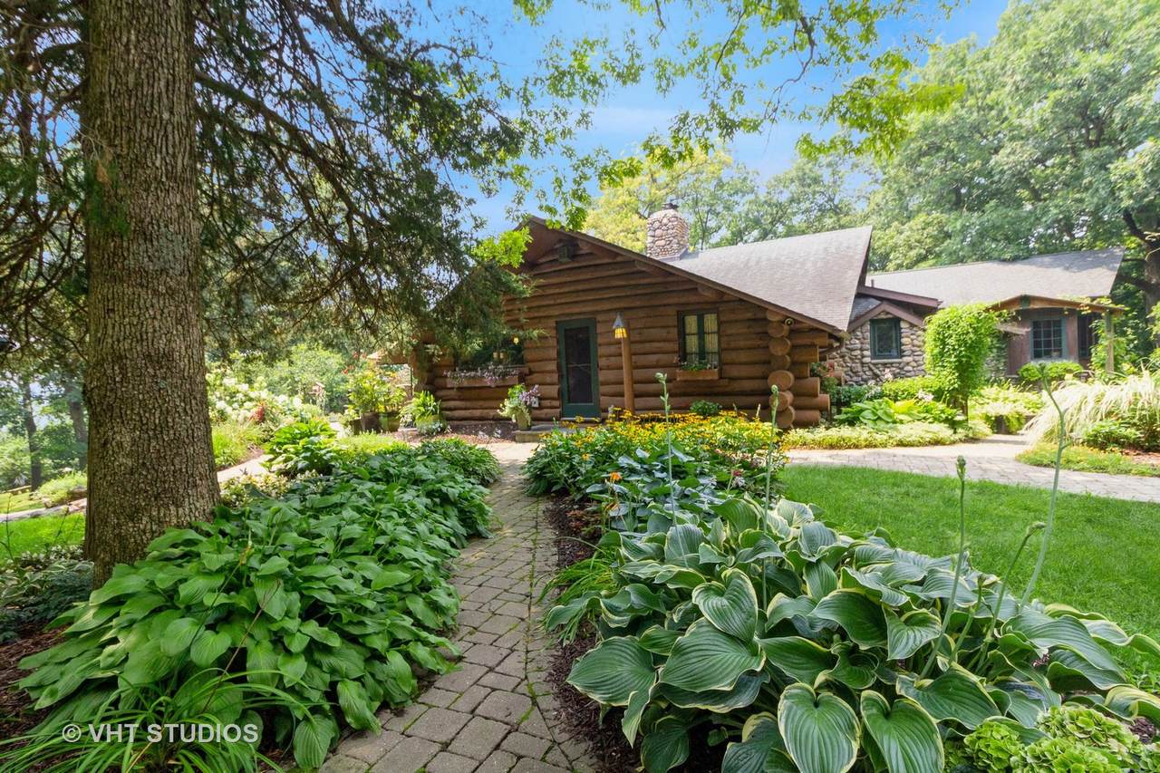 4476 Edgewood Road - Photo 1