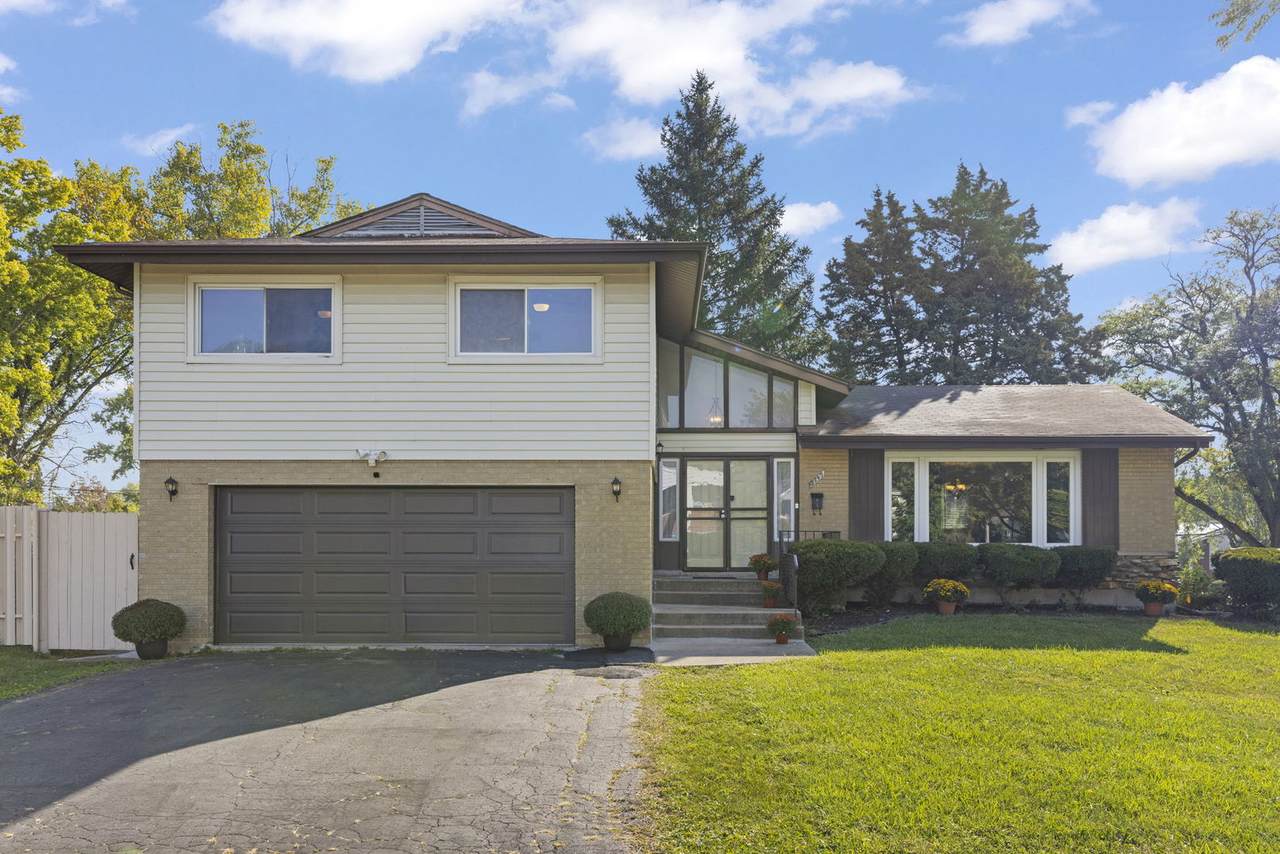 18749 Loomis Avenue - Photo 1