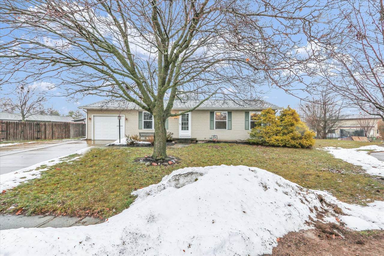 502 Richard Court - Photo 1