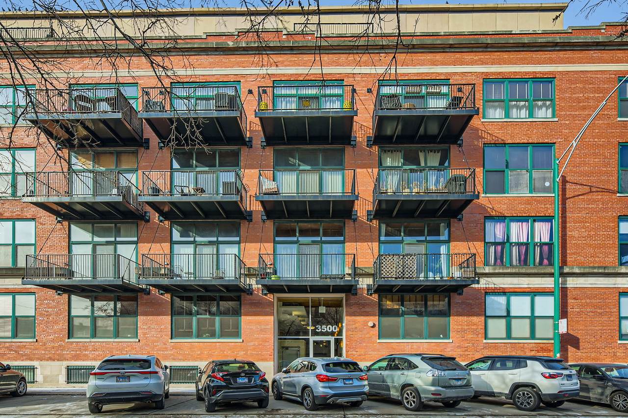 3500 Sangamon Street - Photo 1