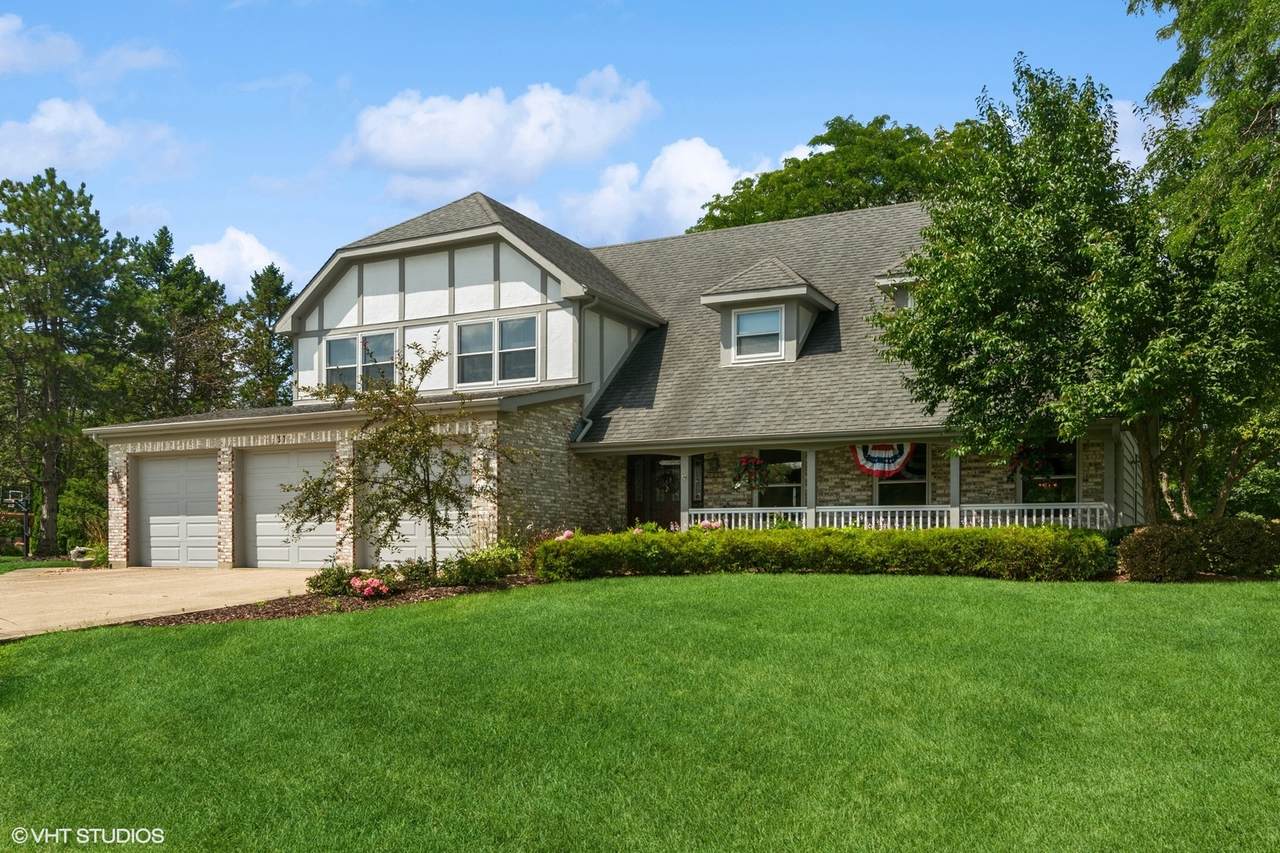 37 Seneca Avenue - Photo 1