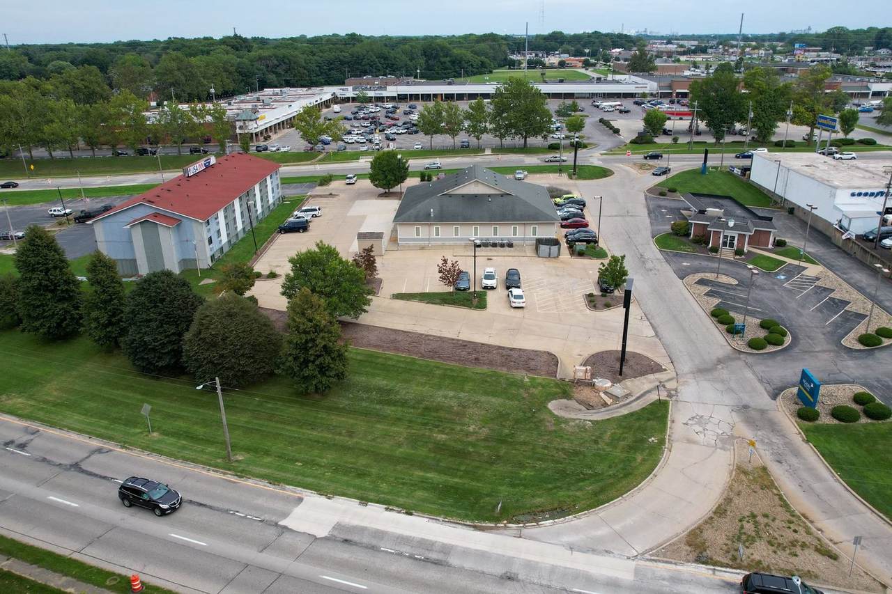 3131 Water Street - Photo 1