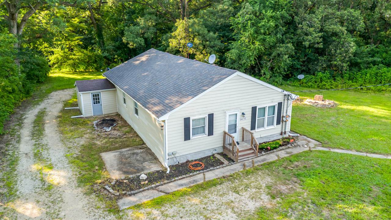 2563 3653rd Road - Photo 1