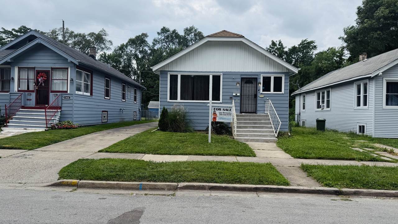 13824 Forest Avenue - Photo 1