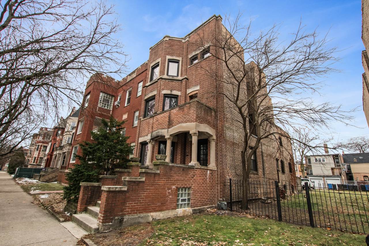 823 Drexel Square - Photo 1