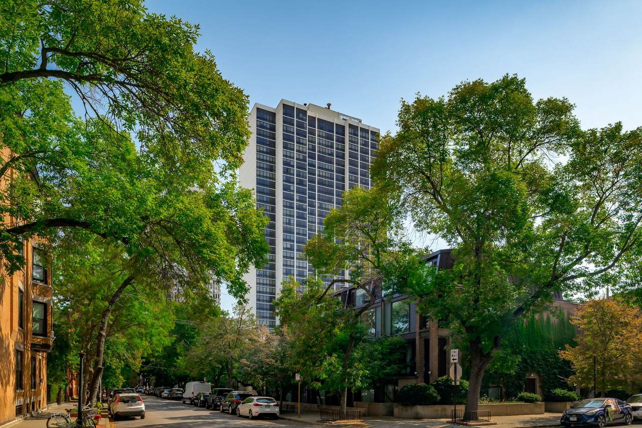 1636 Wells Street - Photo 1