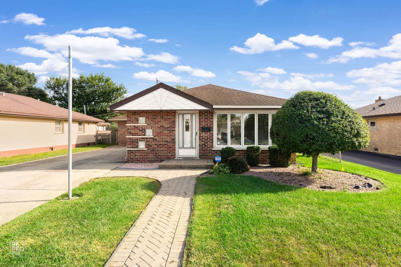 6517 102nd Place - Photo 1