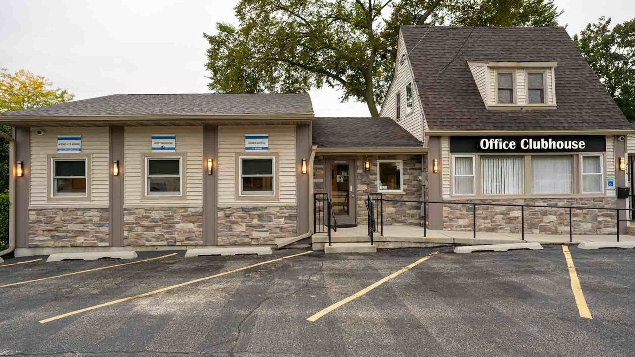 914 Lake Street - Photo 1