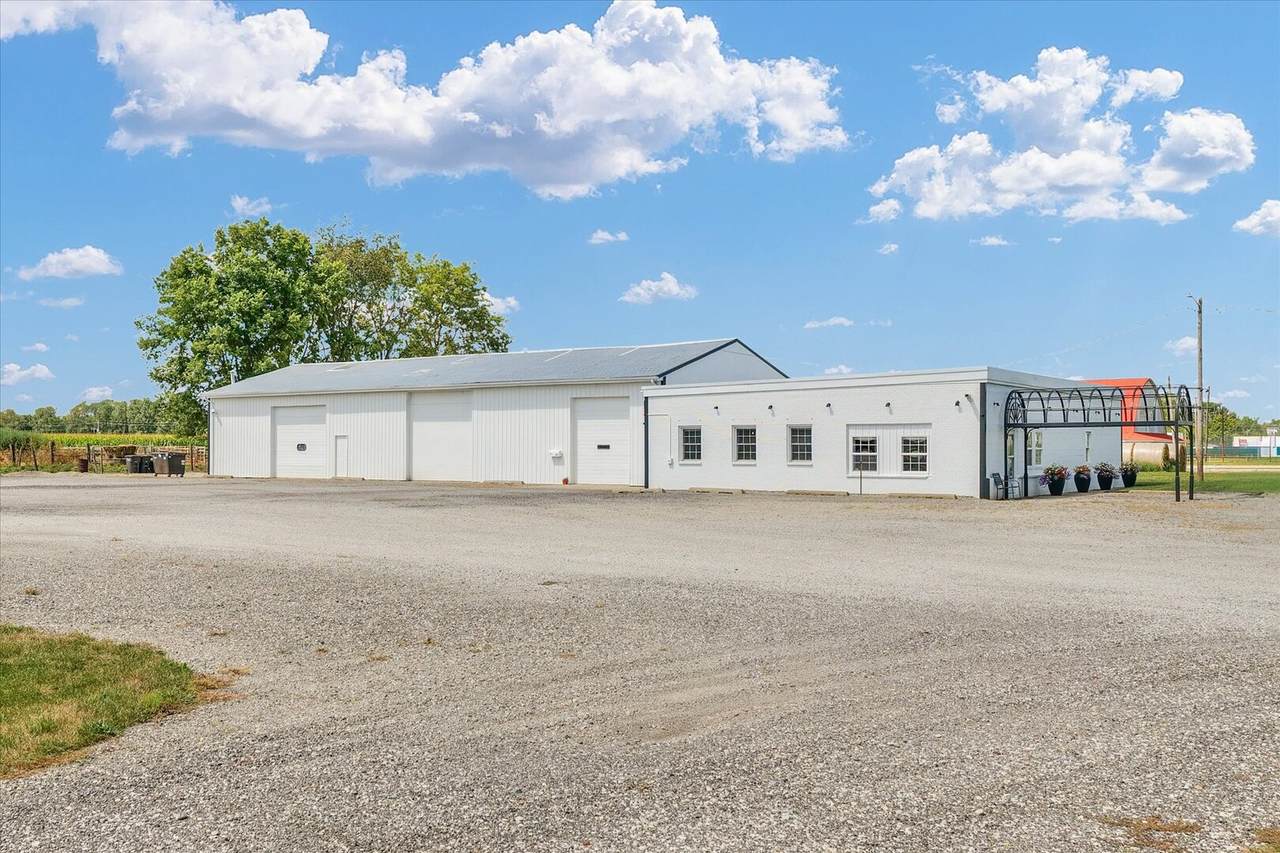 176 Henning Road - Photo 1