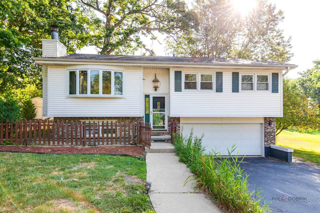 36661 Oakwood Drive - Photo 1