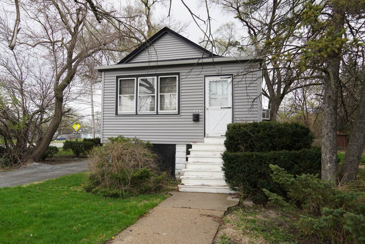 16707 Dixie Highway - Photo 1