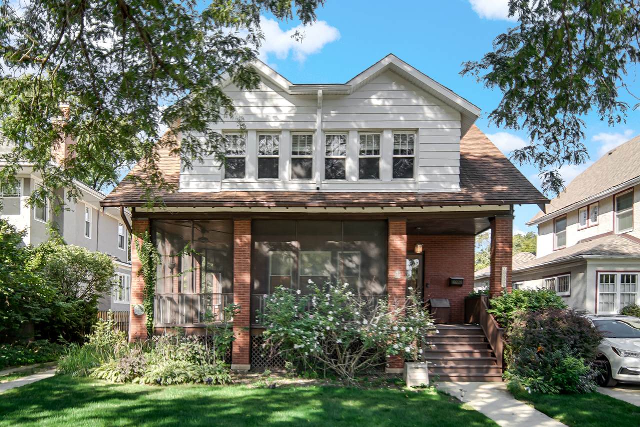 10226 Hoyne Avenue - Photo 1