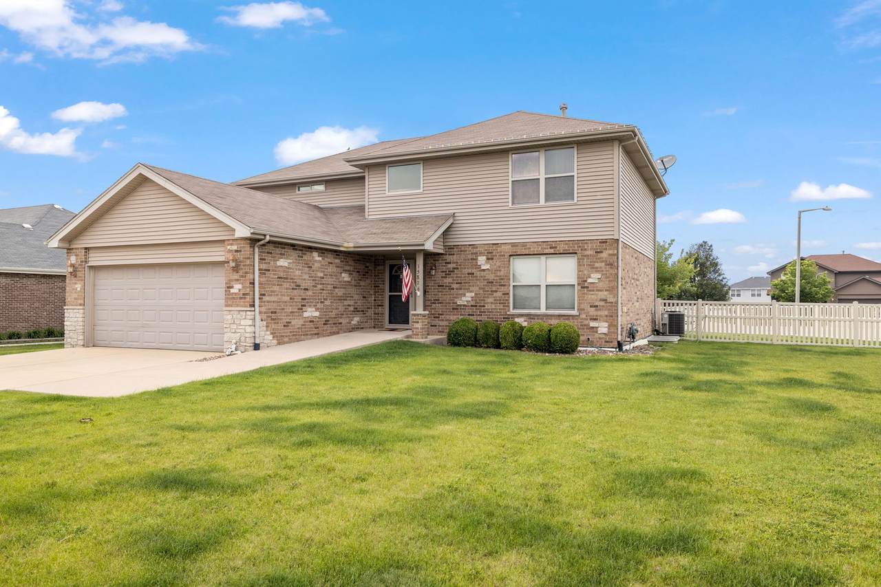 15826 Chippewa Lane - Photo 1
