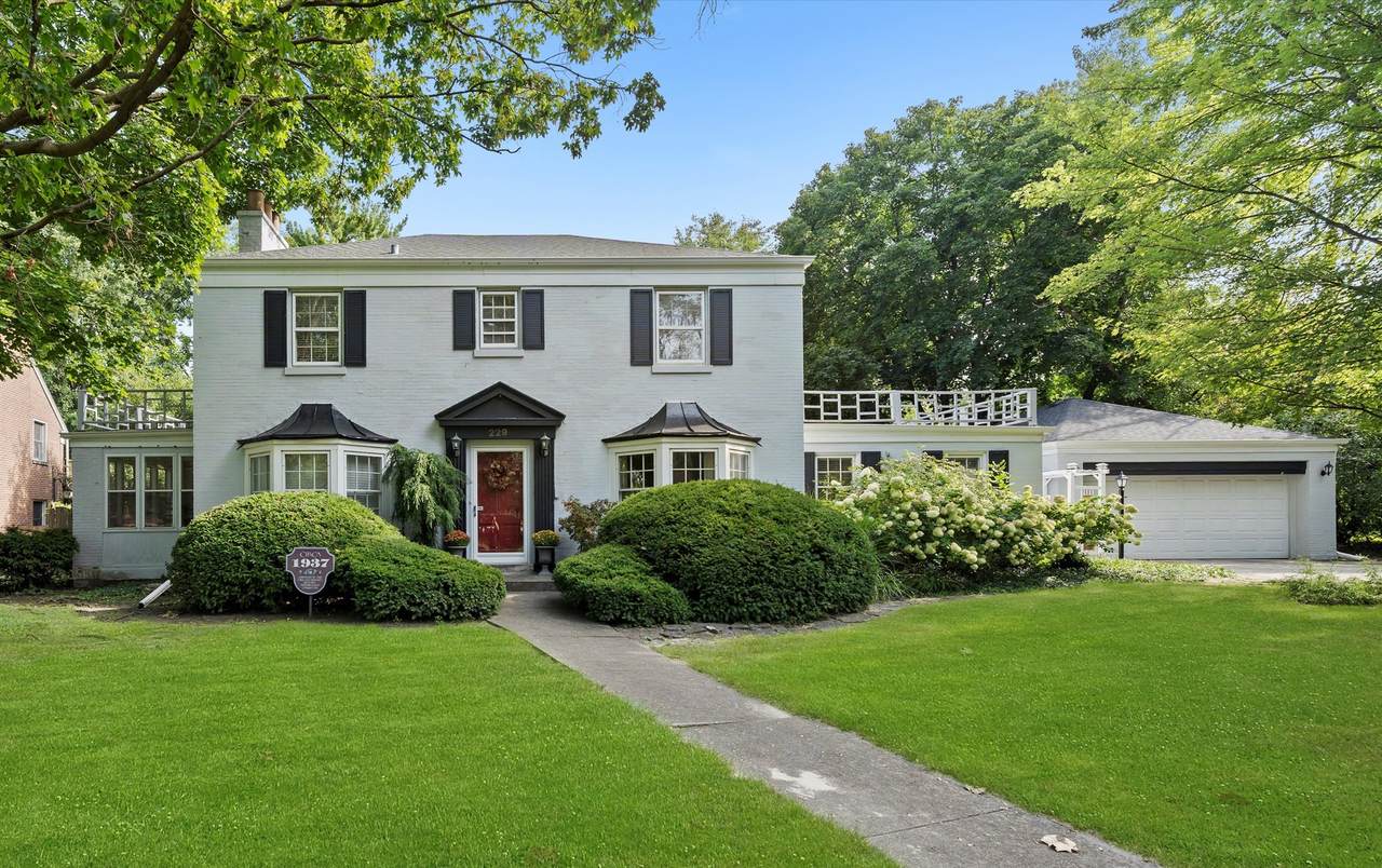 229 Country Club Road - Photo 1