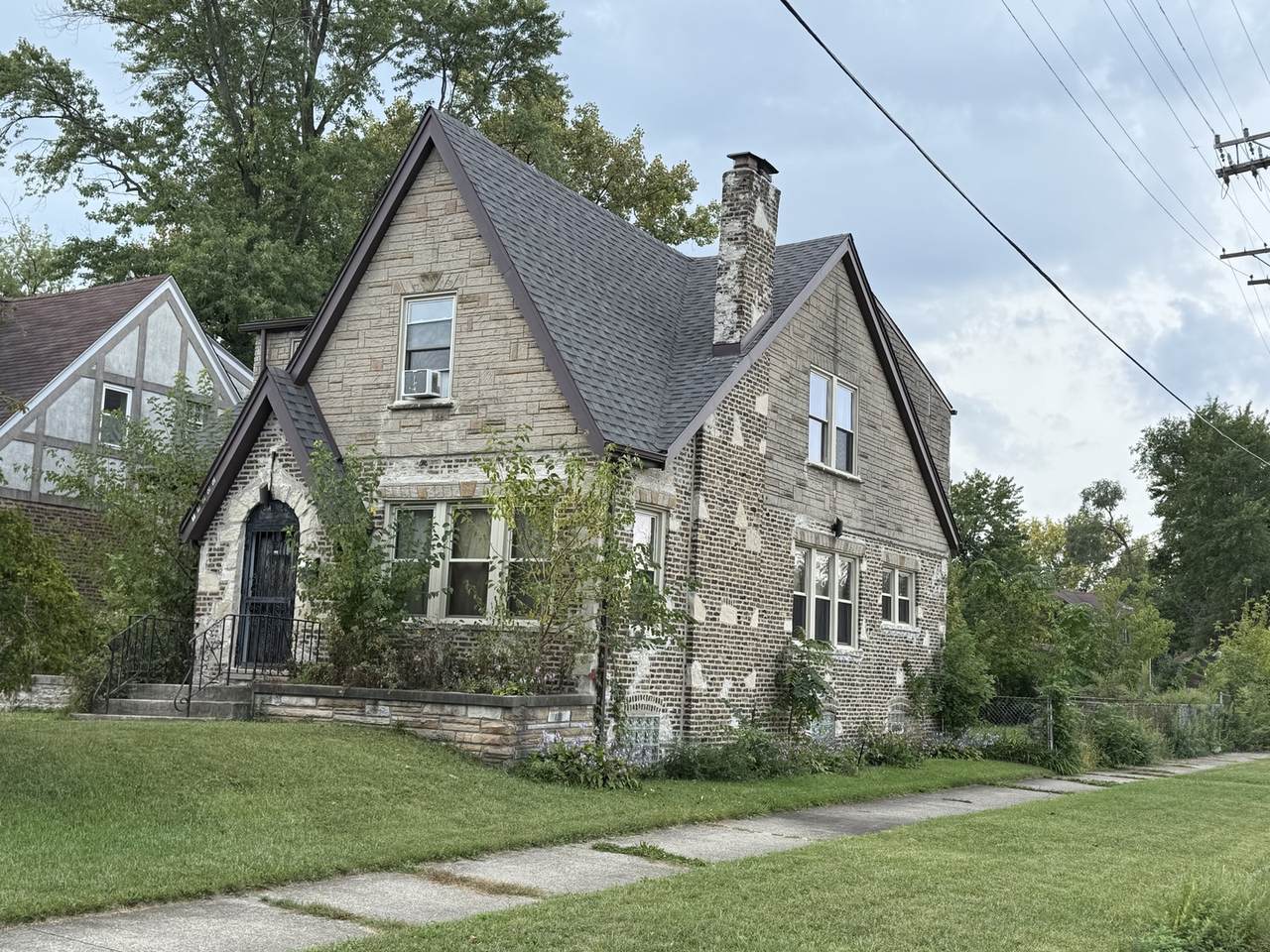 14900 Vine Avenue - Photo 1