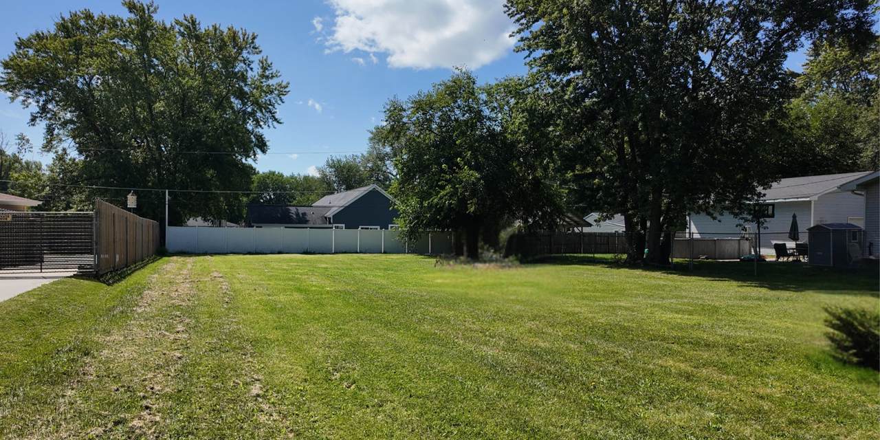 2408 Chestnut Street - Photo 1