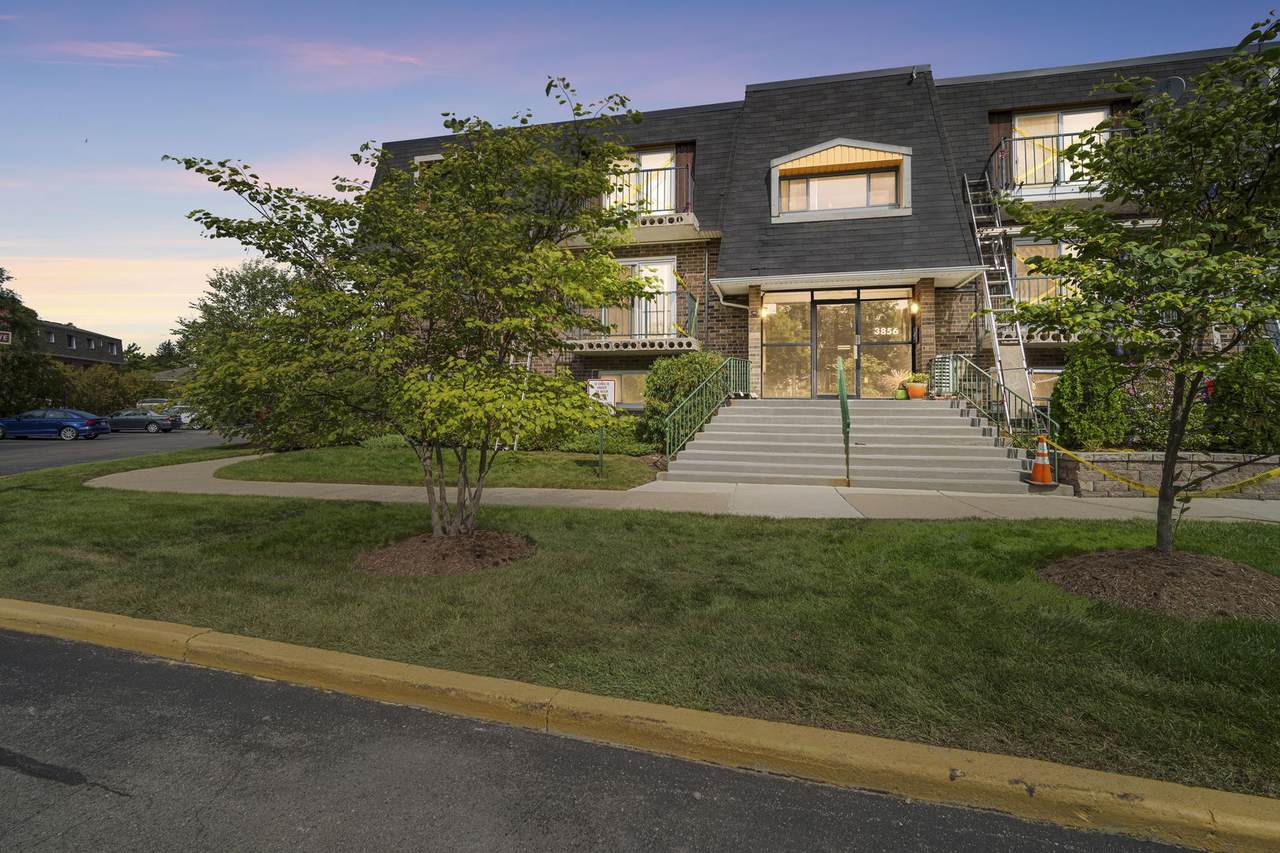 3856 Parkway Drive - Photo 1