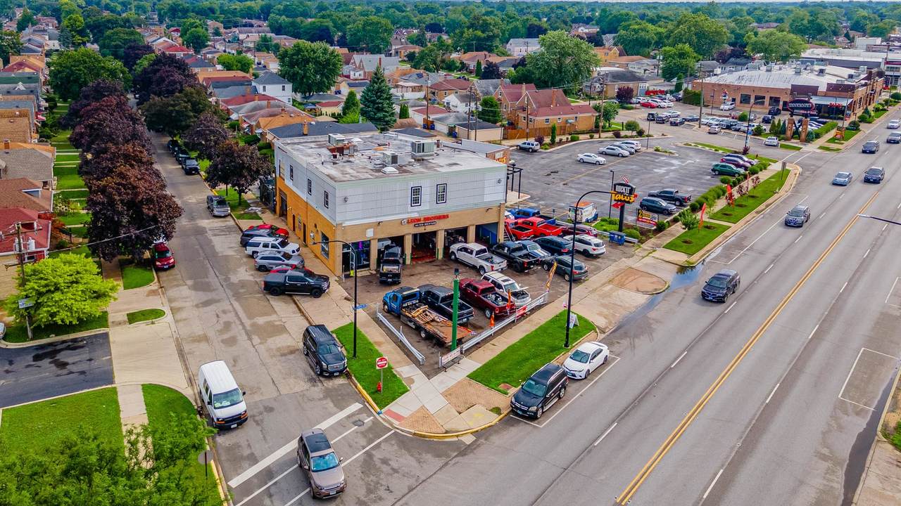 6131 Ogden Avenue - Photo 1