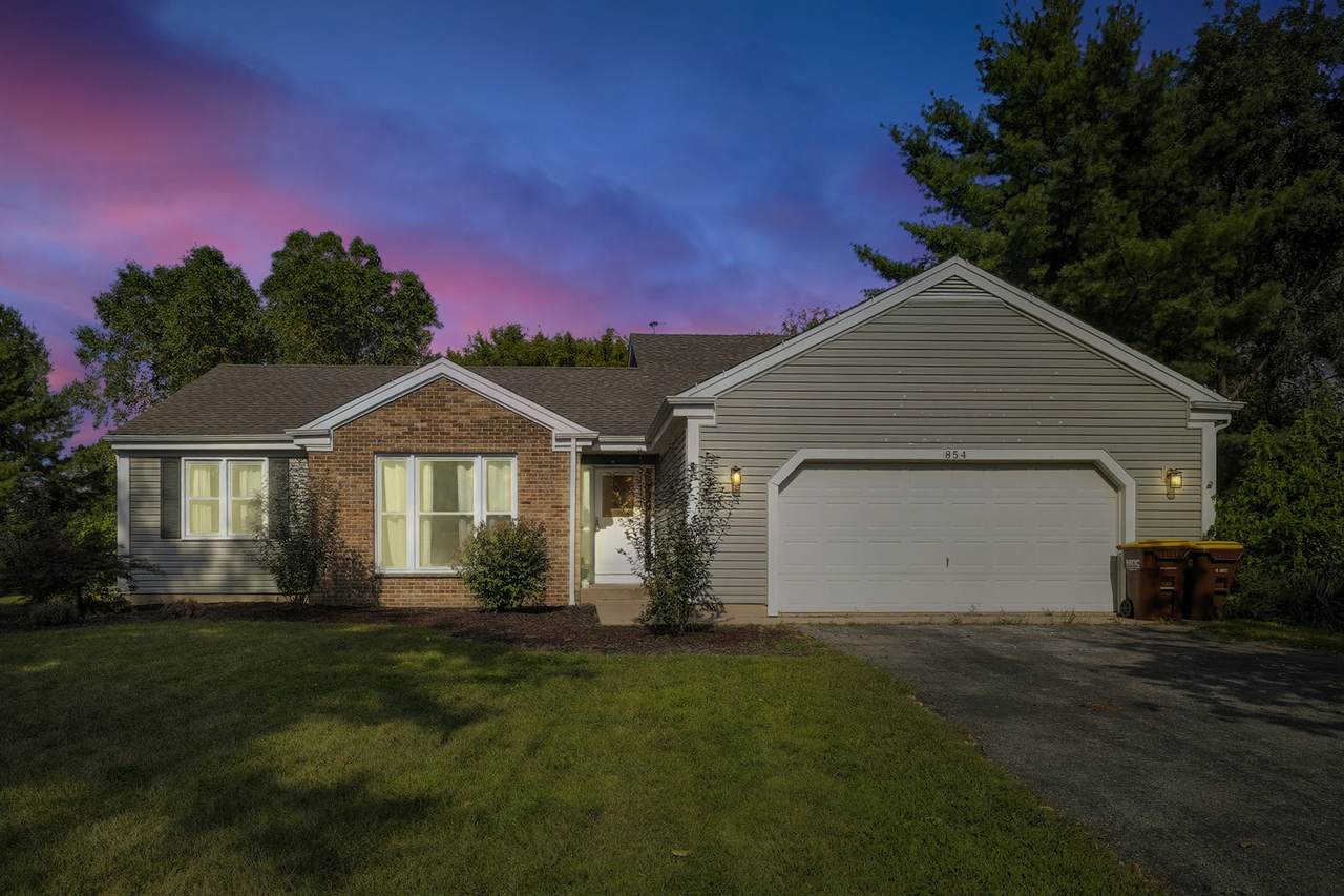 854 Walnut Court - Photo 1