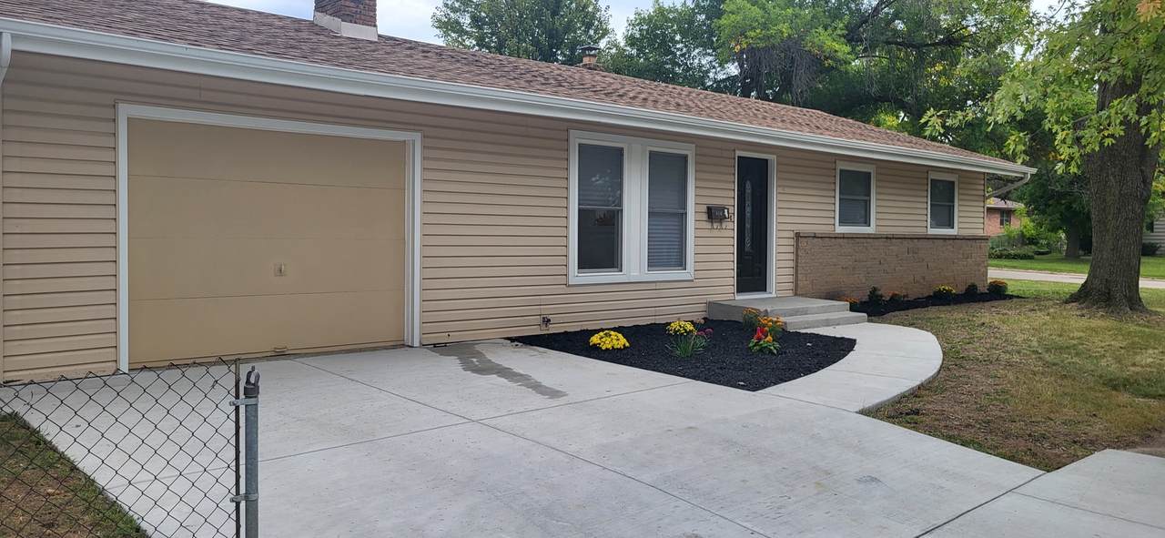 4016 Dempster Avenue - Photo 1