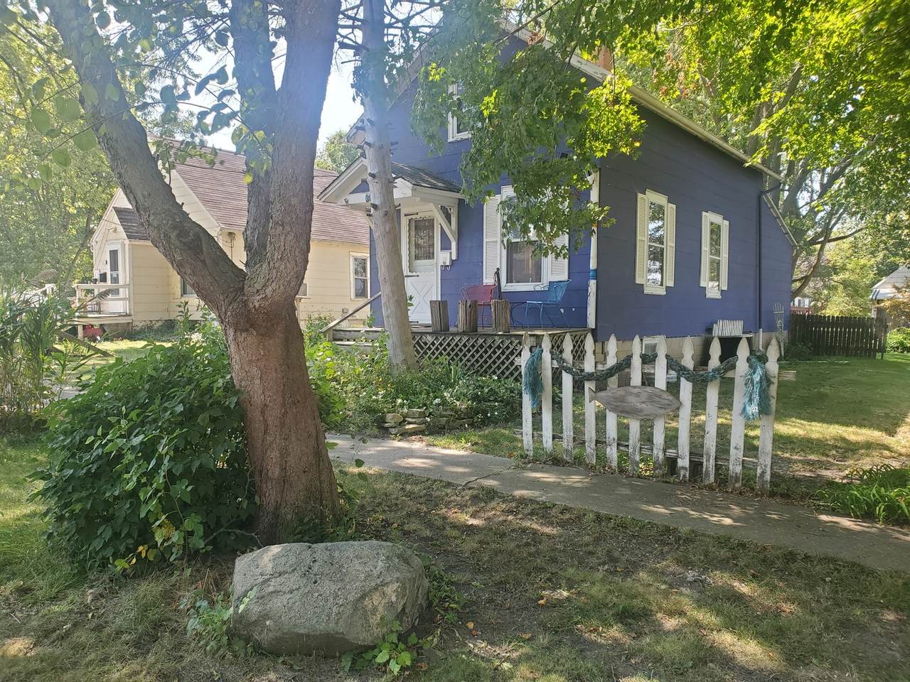 322 Peoria Street - Photo 1