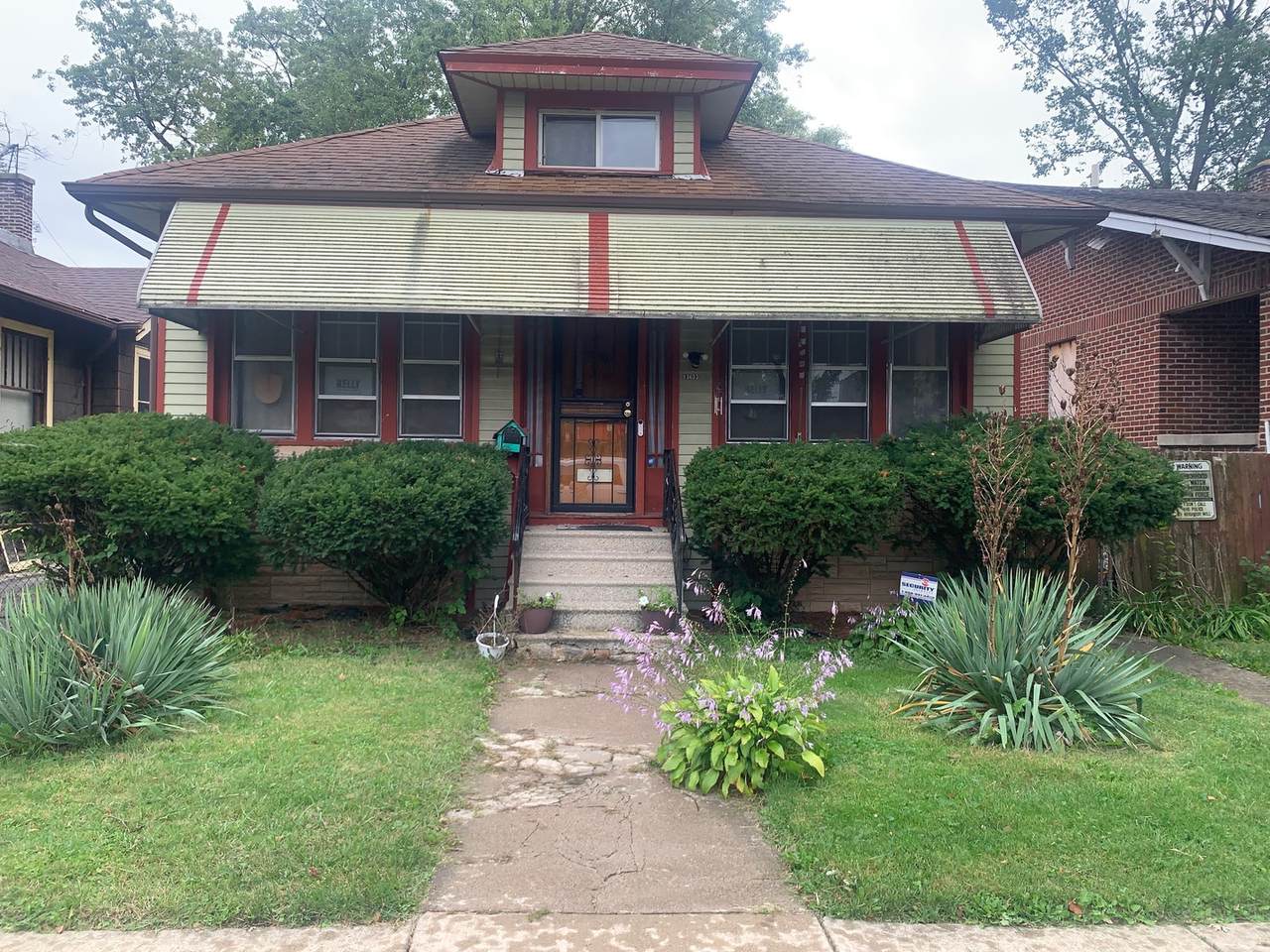 15633 Myrtle Avenue - Photo 1