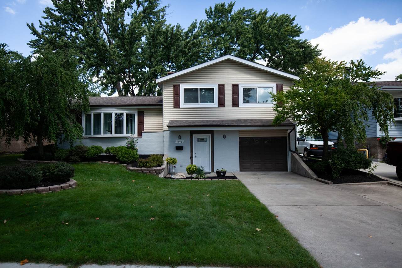 9012 89th Street - Photo 1