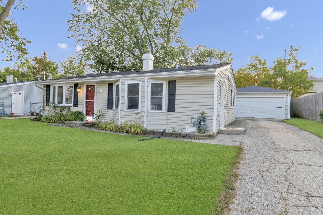 512 Tyler Drive - Photo 1