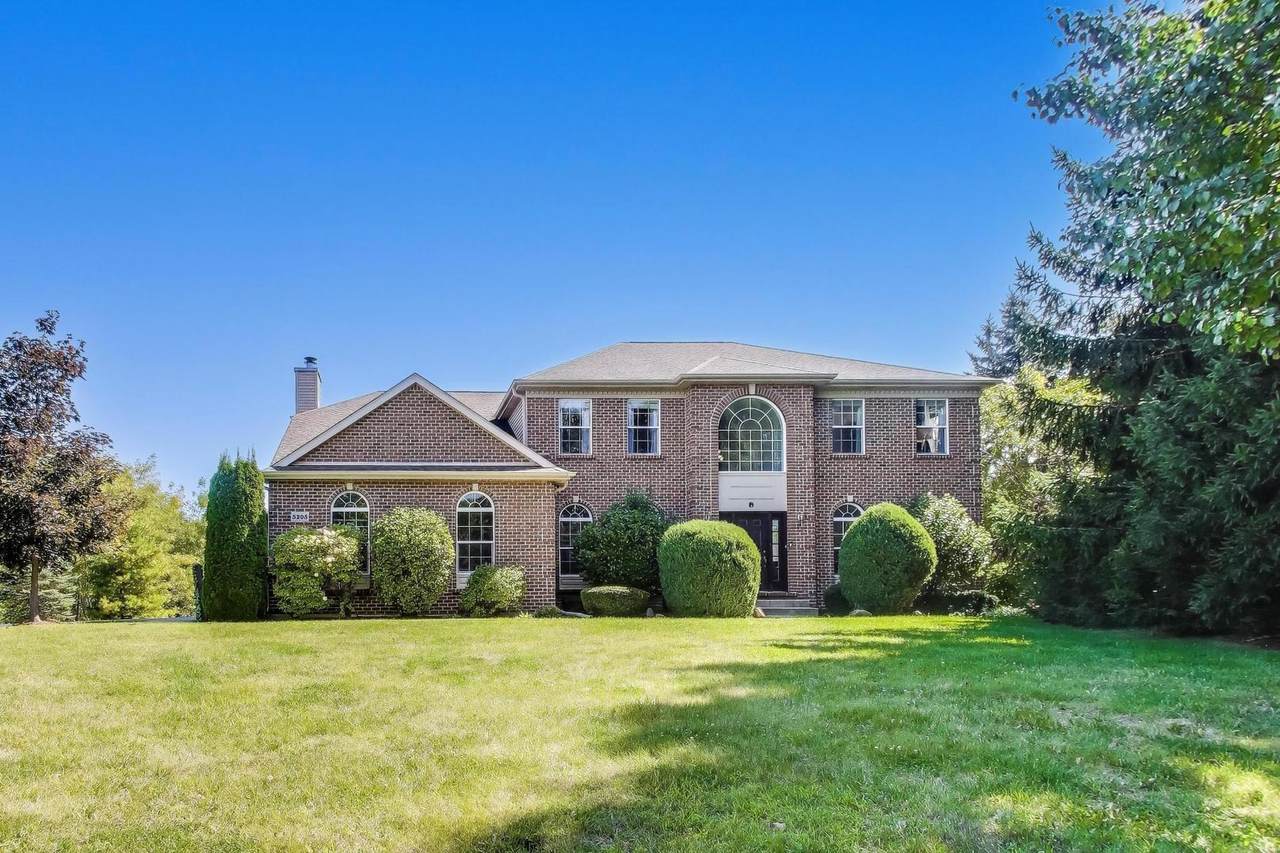 5205 Notting Hill Road - Photo 1