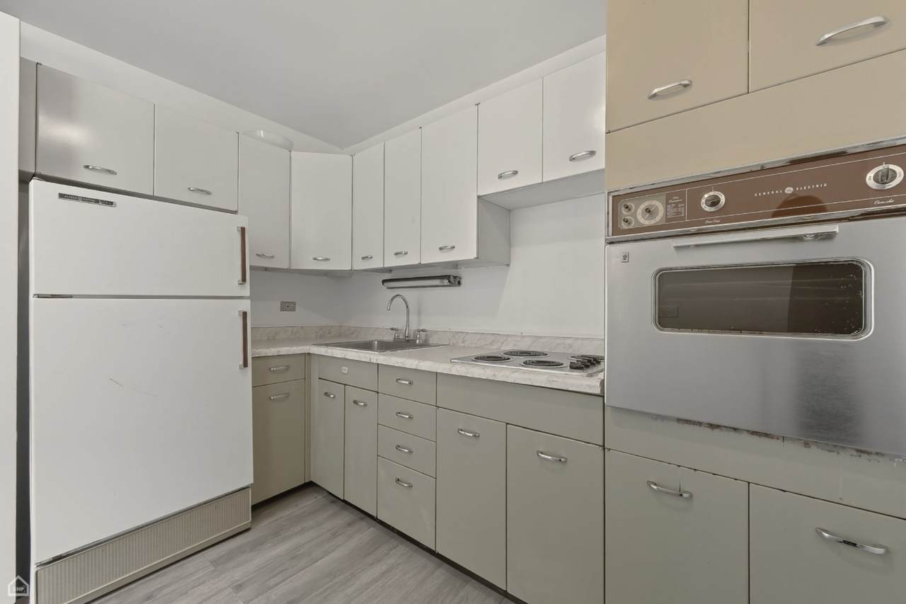 4800 Chicago Beach Drive - Photo 1