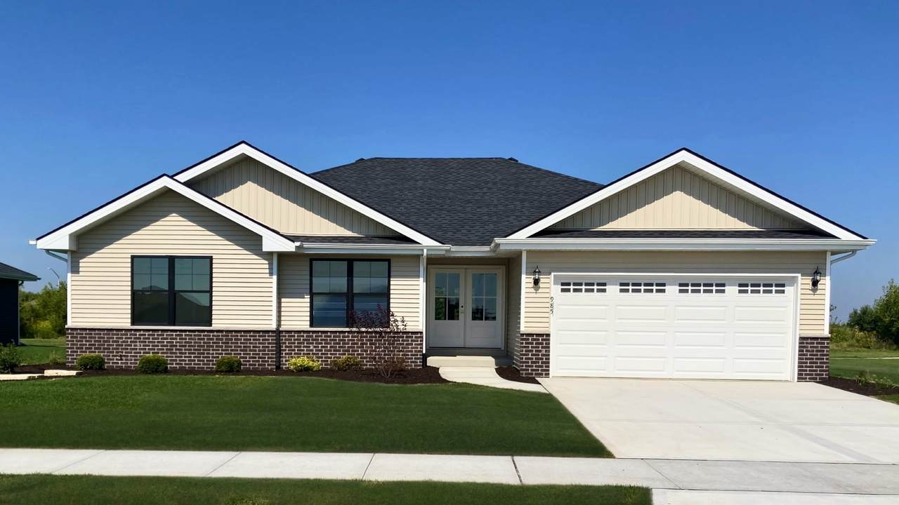 985 Spring Street - Photo 1