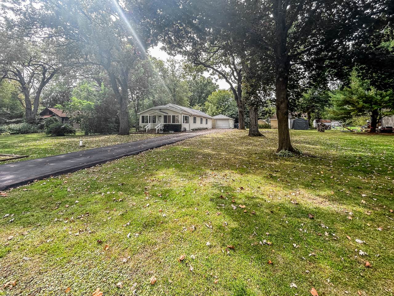 27692 Oak Street - Photo 1