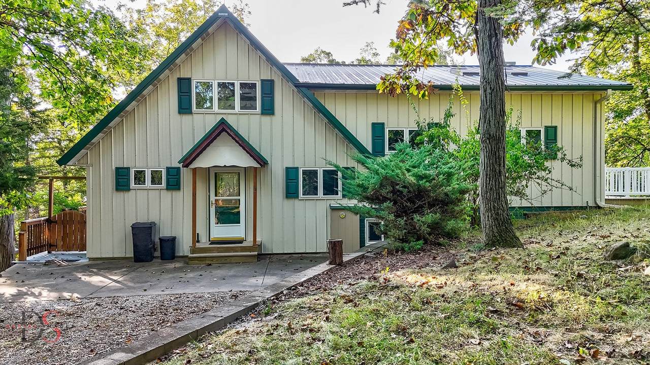 705 Cedar Court - Photo 1