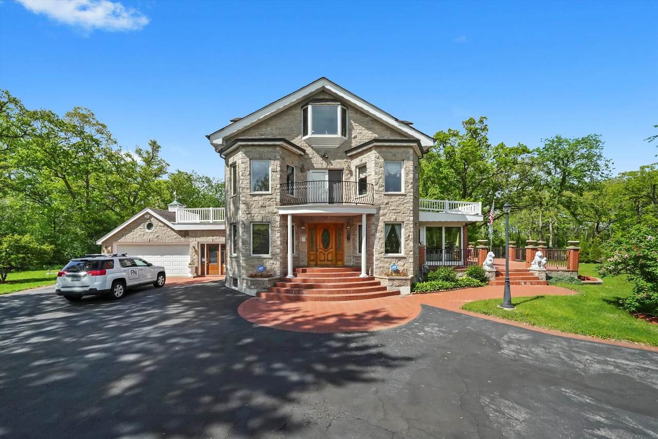 300 Bradley Road - Photo 1